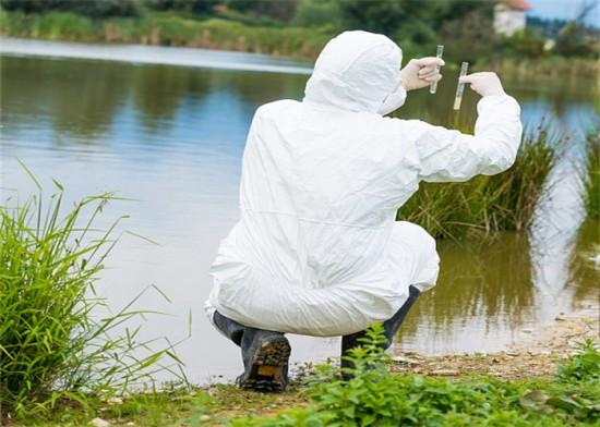 1762740753215991.jpeg 水質(zhì)檢測(cè)戶(hù)外.jpeg